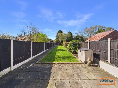 3 bedroom Semi-detached house for sale in Hednesford Road, Brownhills, WS8