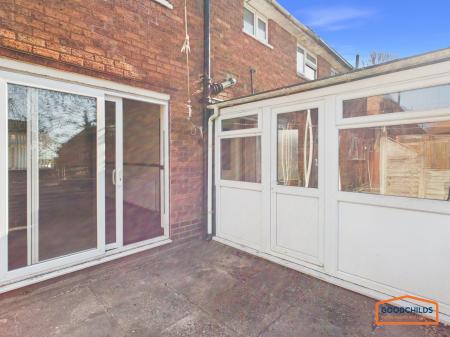 2 bedroom Terraced House to let in Clockmill Road, Pelsall, WS3