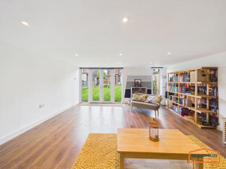 3 bedroom Semi-detached house for sale in Lichfield Road, Pelsall, WS3