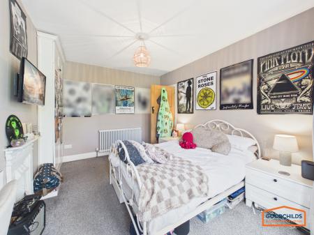 3 bedroom Semi-detached house for sale in Lichfield Road, Pelsall, WS3