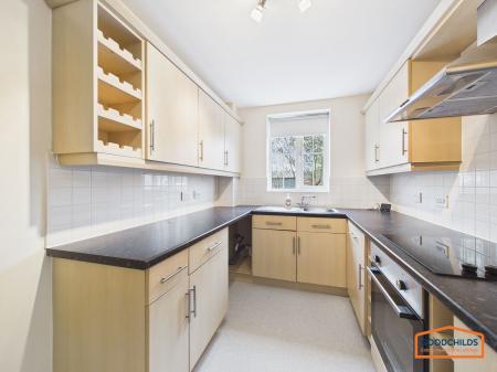 2 bedroom Flat for sale in Bridgeside Close, Walsall, WS8