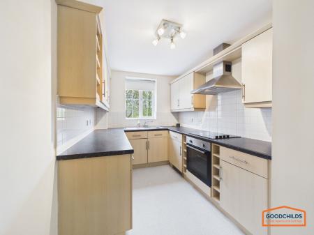 2 bedroom Flat for sale in Bridgeside Close, Walsall, WS8