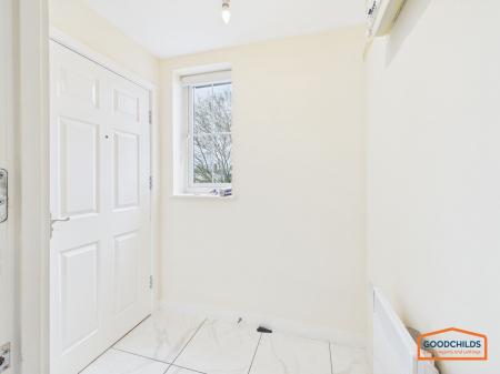 2 bedroom Flat for sale in Bridgeside Close, Walsall, WS8