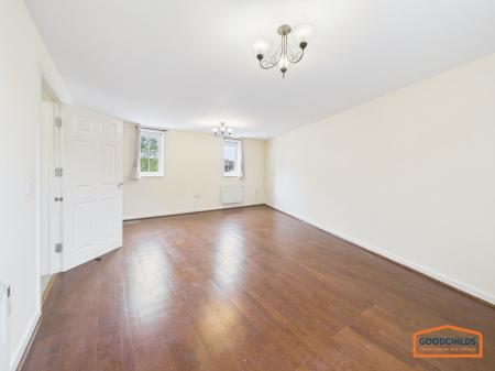 2 bedroom Flat for sale in Bridgeside Close, Walsall, WS8