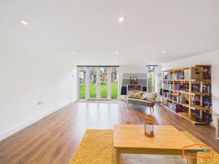 3 bedroom Semi-detached house for sale in Lichfield Road, Pelsall, WS3