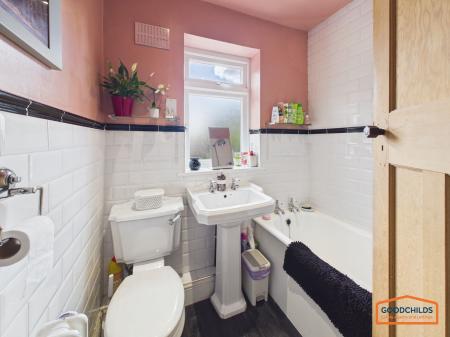 3 bedroom Semi-detached house for sale in Lichfield Road, Pelsall, WS3