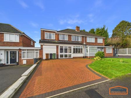 5 bedroom Semi-detached house for sale in Canterbury Close, Walsall, WS3