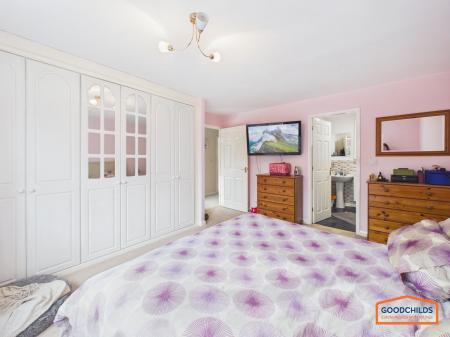 4 bedroom Detached house for sale in Curlew Drive, Brownhills, WS8