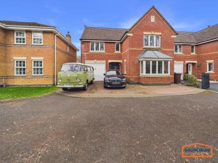 Curlew Drive, Brownhills, WS8