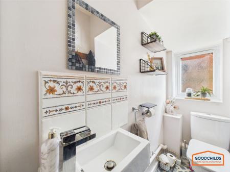 4 bedroom Detached house for sale in Fairburn Crescent, Pelsall, WS3