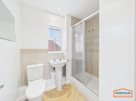 2 bedroom Flat for sale in Lapwing Close, Brownhills, WS8