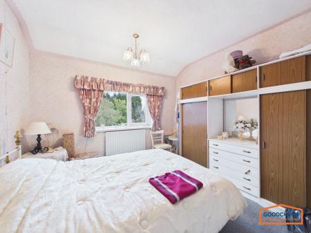 3 bedroom Semi-detached house for sale in Valley View, Walsall, WS8