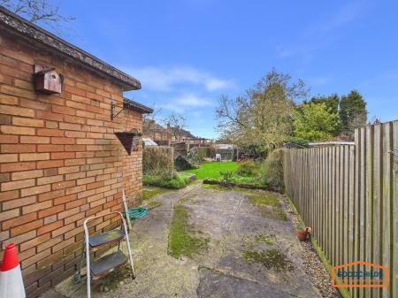 3 bedroom Semi-detached house for sale in Valley View, Walsall, WS8