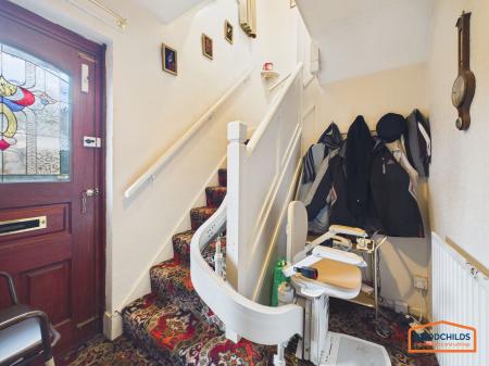 3 bedroom Semi-detached house for sale in Valley View, Walsall, WS8