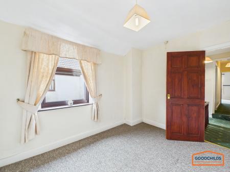 3 bedroom Semi-detached house for sale in Hednesford Road, Walsall, WS8