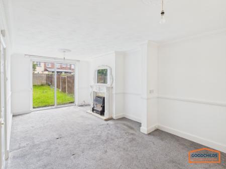 3 bedroom Semi-detached house to let in Oak Road, Pelsall, WS3
