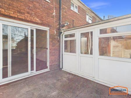 2 bedroom Terraced House to let in Clockmill Road, Walsall, WS3