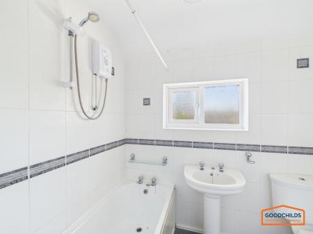 2 bedroom Terraced House to let in Clockmill Road, Walsall, WS3