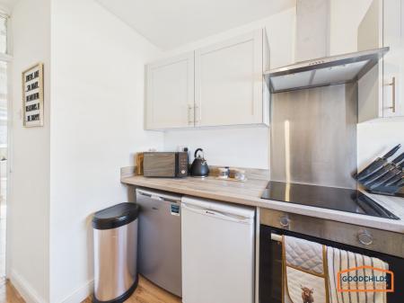 1 bedroom Flat to let in Martley Road, Walsall, WS4
