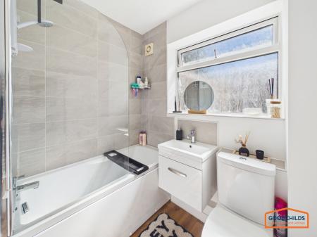 1 bedroom Flat to let in Martley Road, Walsall, WS4