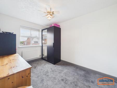 4 bedroom Detached house for sale in Holmbridge Grove, Shelfield, WS4