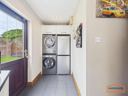 3 bedroom Semi-detached house for sale in Salters Road, Walsall, WS9