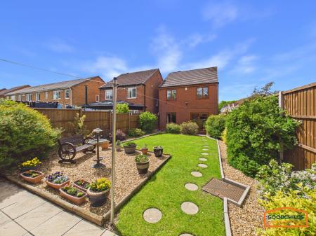 3 bedroom Detached house for sale in Wood Common Grange, Pelsall, WS3