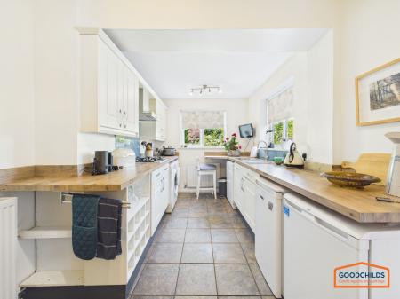 3 bedroom Semi-detached house for sale in Glenwood Rise, Walsall, WS9