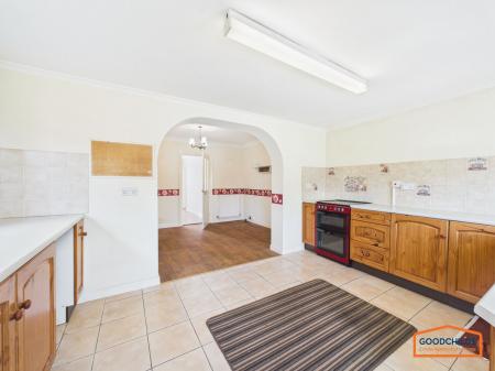 3 bedroom Terraced House for sale in Chester Road, Brownhills, WS8