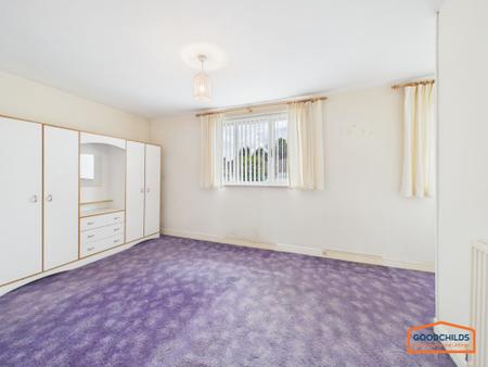 3 bedroom Terraced House for sale in Chester Road, Brownhills, WS8