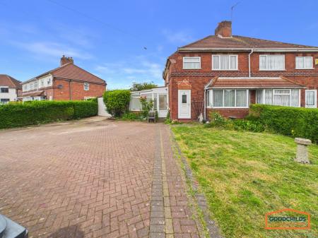 3 bedroom Semi-detached house for sale in Poplar Avenue, Brownhills, WS8