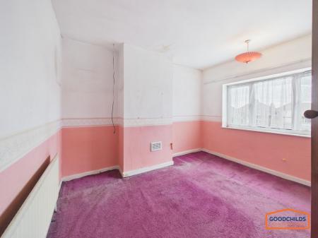 3 bedroom Semi-detached house for sale in Poplar Avenue, Brownhills, WS8