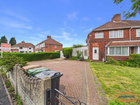Poplar Avenue, Brownhills, WS8