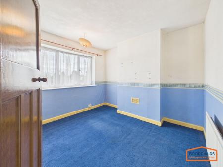3 bedroom Semi-detached house for sale in Poplar Avenue, Brownhills, WS8