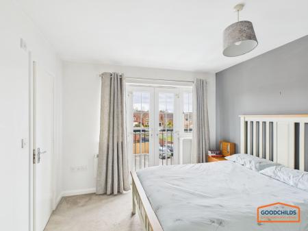 2 bedroom Flat to let in Lapwing Close, Brownhills, WS8