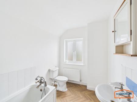 2 bedroom Terraced House to let in Union Street, Cannock, WS11