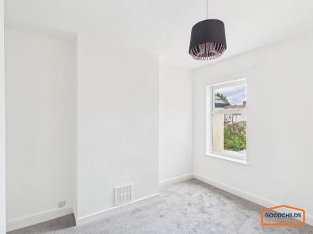 2 bedroom Terraced House to let in Union Street, Cannock, WS11
