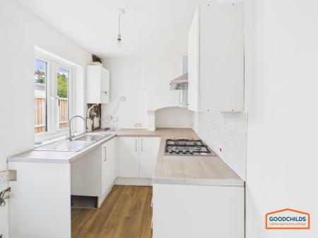2 bedroom Terraced House to let in Union Street, Cannock, WS11
