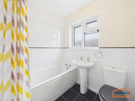1 bedroom Flat for sale in Leyland Croft, Walsall, WS3