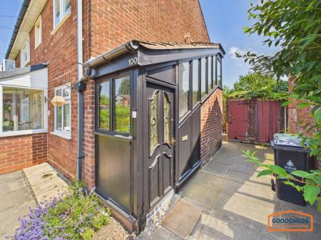 2 bedroom Flat for sale in Sadler Road, Walsall, WS8