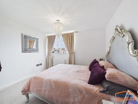 4 bedroom Semi-detached bungalow for sale in Littleworth Road, Hednesford, WS12