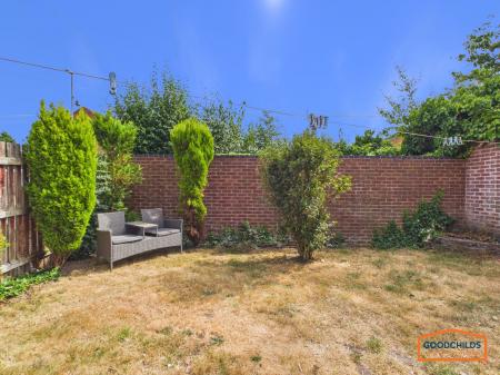 3 bedroom Semi-detached house to let in Cherwell Drive, Walsall, WS8