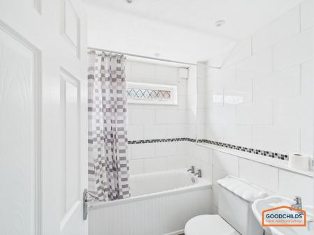 3 bedroom Semi-detached house to let in Cherwell Drive, Walsall, WS8