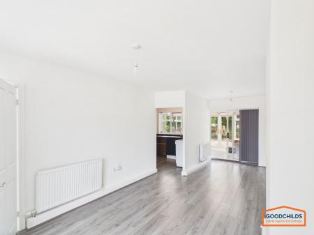 3 bedroom Semi-detached house to let in Longwood Rise, Willenhall, WV12