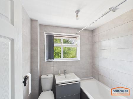 3 bedroom Semi-detached house to let in Longwood Rise, Willenhall, WV12