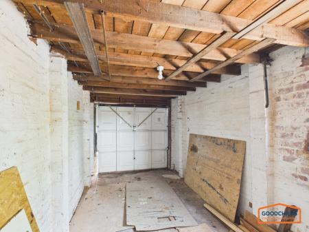 3 bedroom Semi-detached house to let in Longwood Rise, Willenhall, WV12