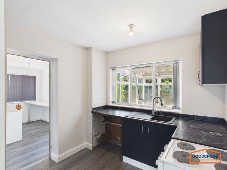 3 bedroom Semi-detached house to let in Longwood Rise, Willenhall, WV12