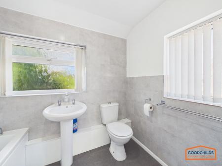 3 bedroom Semi-detached house for sale in Greenfields Road, Walsall, WS4
