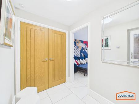 2 bedroom Flat for sale in Stafford Road, Cannock, WS11