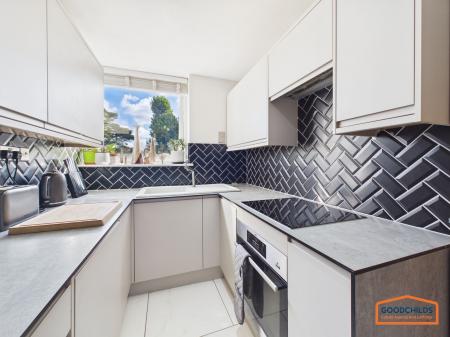 2 bedroom Flat for sale in Stafford Road, Cannock, WS11